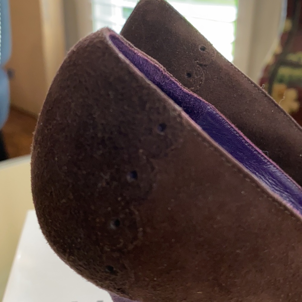 Manolo Blahnik Brown and Purple Suede Pump - Picture 5 of 11